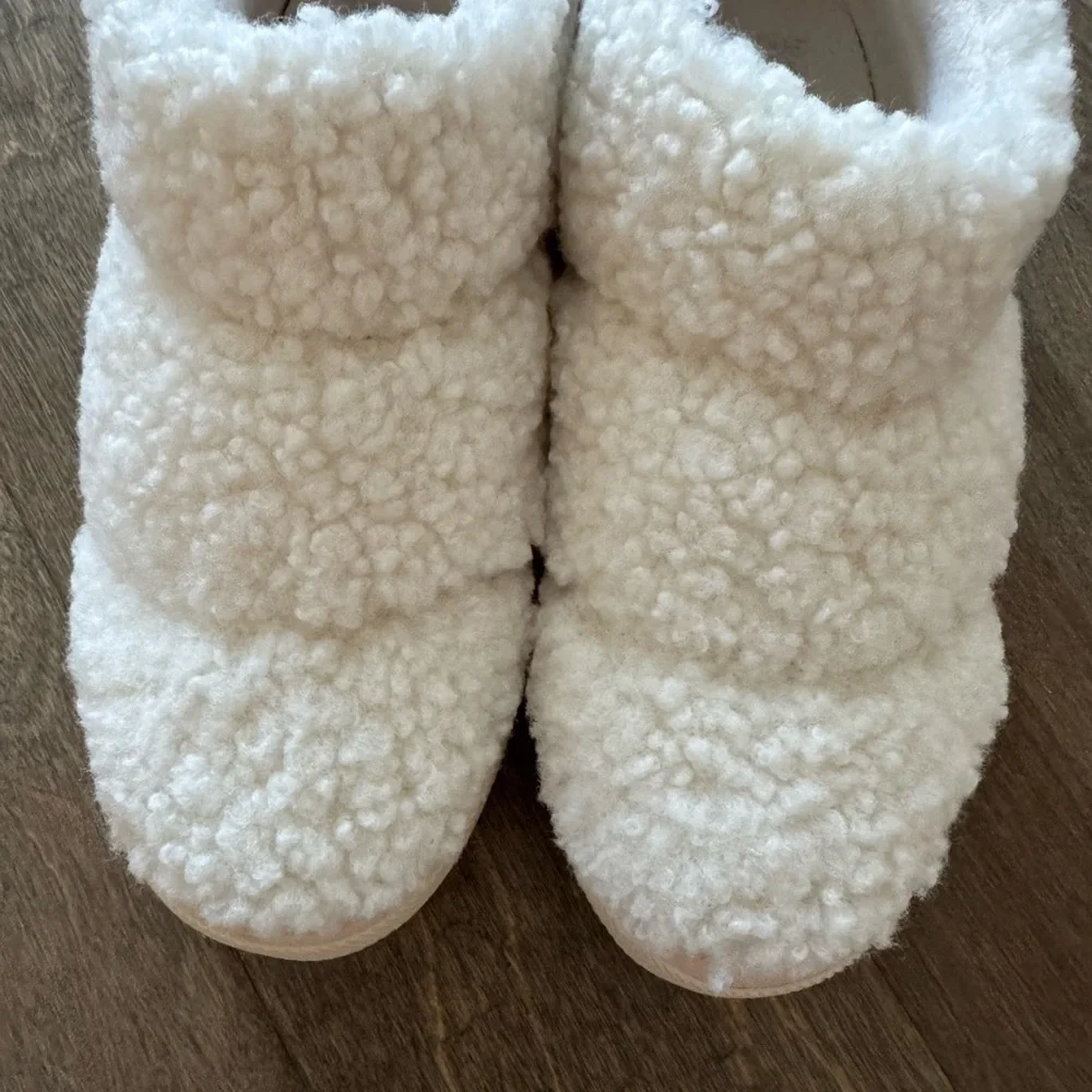 Sorel Out N About IV Mini Puffy Bootie Natural Cream Wedge Shoes Size 7.5 New